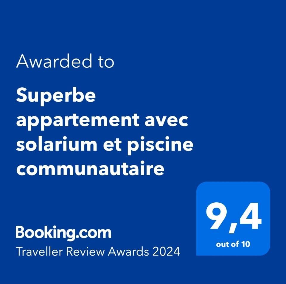 Superbe Appartement Avec Solarium Et Piscine Communautaire Roses Exterior foto